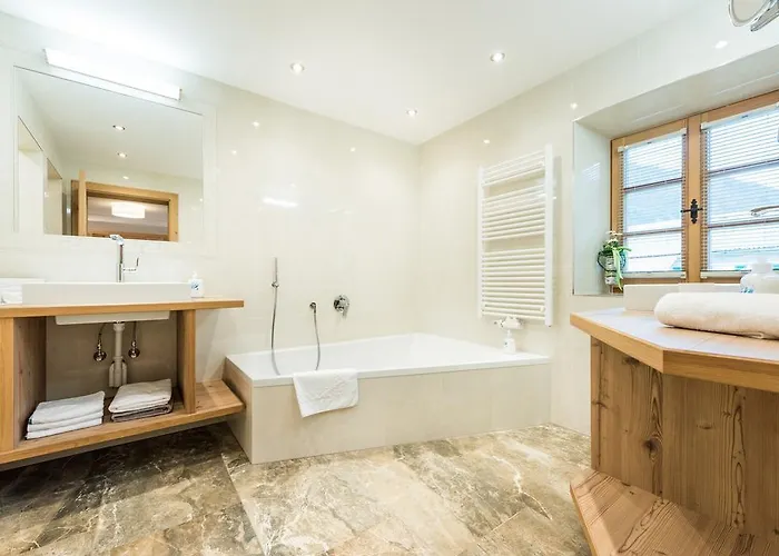 Apartment Residenz 111 *