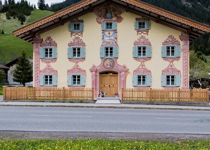 Appartamento Residenz 111 *