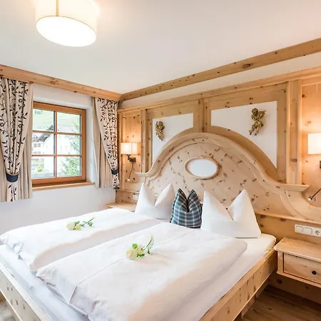 Апартаменты Residenz 111 *