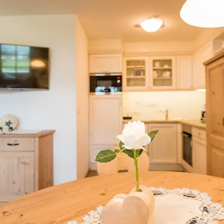 Апартаменты Residenz 111 *